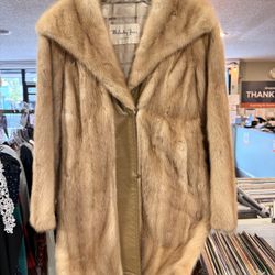 Vintage Malacky Furs(Tacoma) Mink Coat Size Small