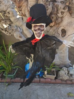 Haloween hanging ghost