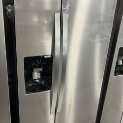 Whirlpool 33” Wide Side By Side Refrigerator