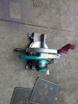 Makita miter saw