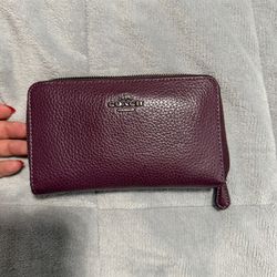 Women medium en coach Wallet  $30 Good Condition firm pick up only cash only