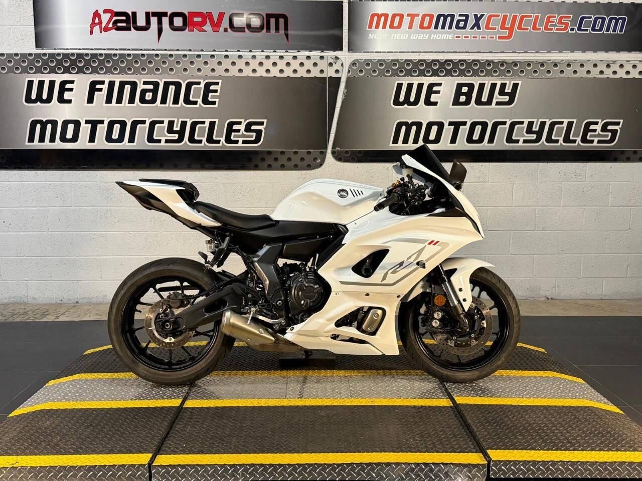 2024 Yamaha R7