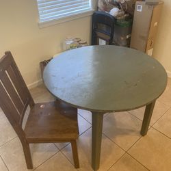 Dinning Table With 4 Wood Chairs