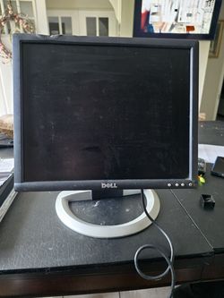 DELL MONITOR x 2 (17"&19")