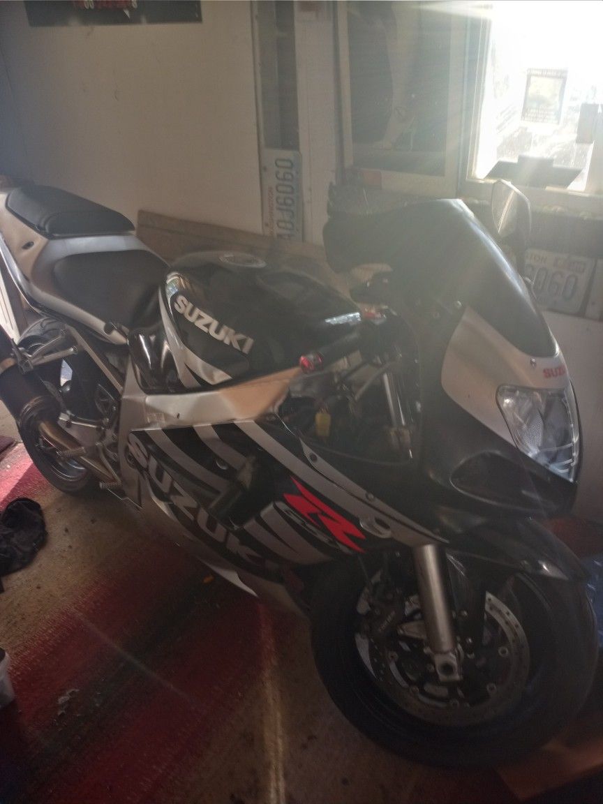 Photo Suzuki GSXR600