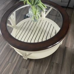 Round Coffee Table 