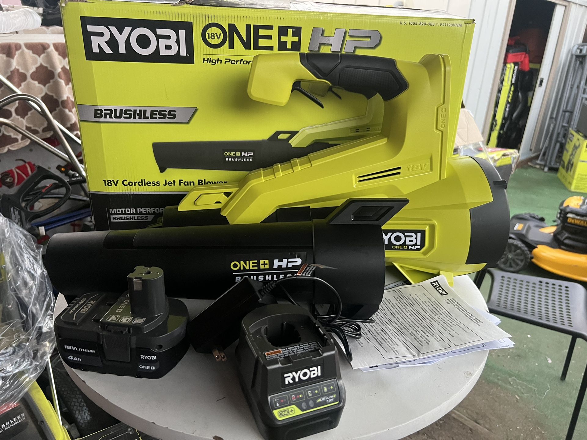 RYOBI ONE+ HP 18V Brushless 110 MPH 350 CFM Cordless Variable