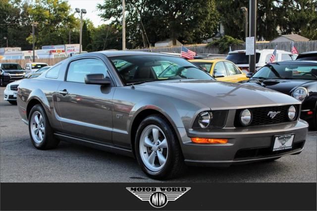 2005 Ford Mustang