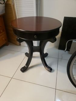 Pier 1 Import Table With Drawer