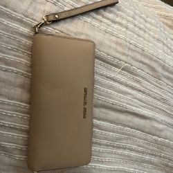 Michael Kors wallet