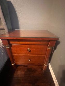 Lexington Furniture Nightstand Side Table Solid Wood