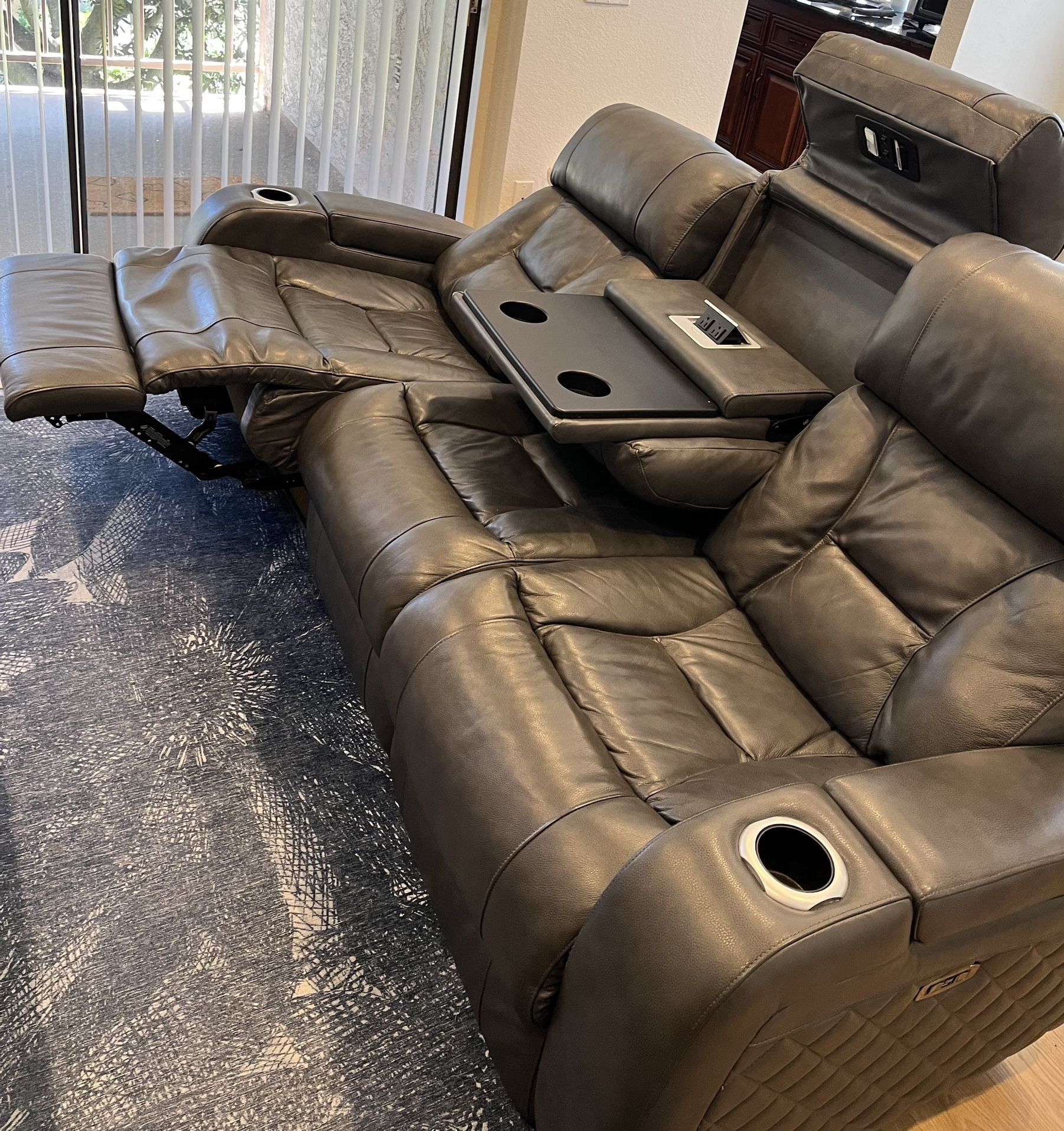 2020 Reclining Sofa, 83 Inches