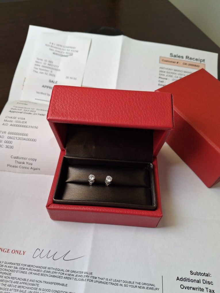 14k Lab Grown Diamond Earrings With Receipt