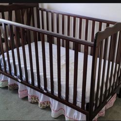 Baby Crib And Mattress 