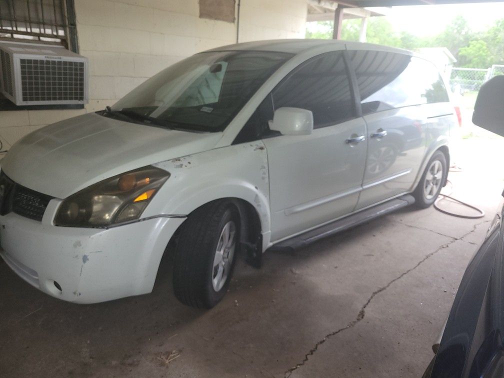 2008 Nissan Quest