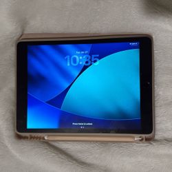 Apple iPad 9th Generation 64GB Wi-Fi + Apple Pencil (1st Gen) – Perfect Condition