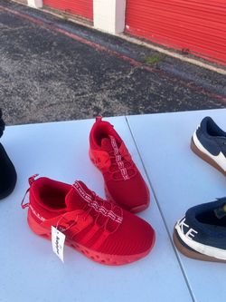 Koppu Red Mesh Athletic Sneakers