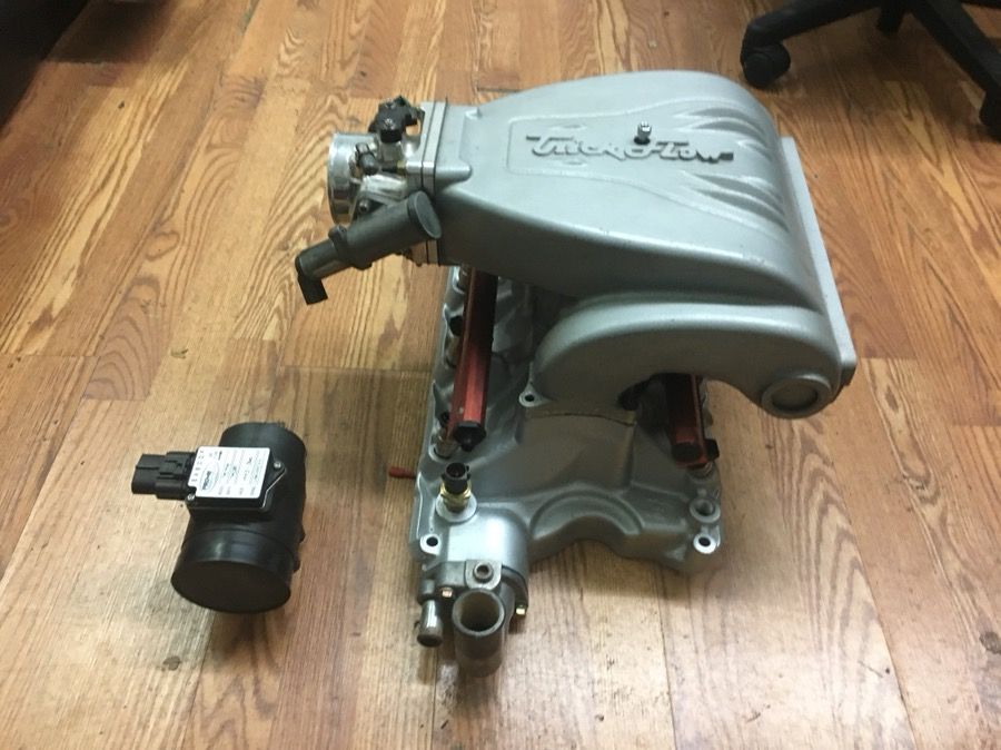 Trick Flow TFS-R Mustang intake manifold 351w aeromotive fuel rails 36lb accufab 75 pro-m 75