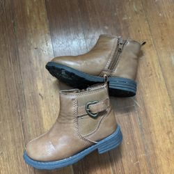 Toddler Girl Booties (size 5)
