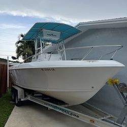 Pro line 22ft Center Console