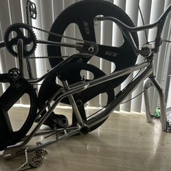 1997 GT Performer Frame and fan Mags