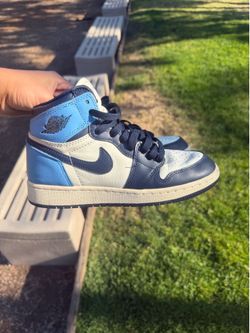 Nike Air Jordan 1 Retro High OG “Obsidian” size 4