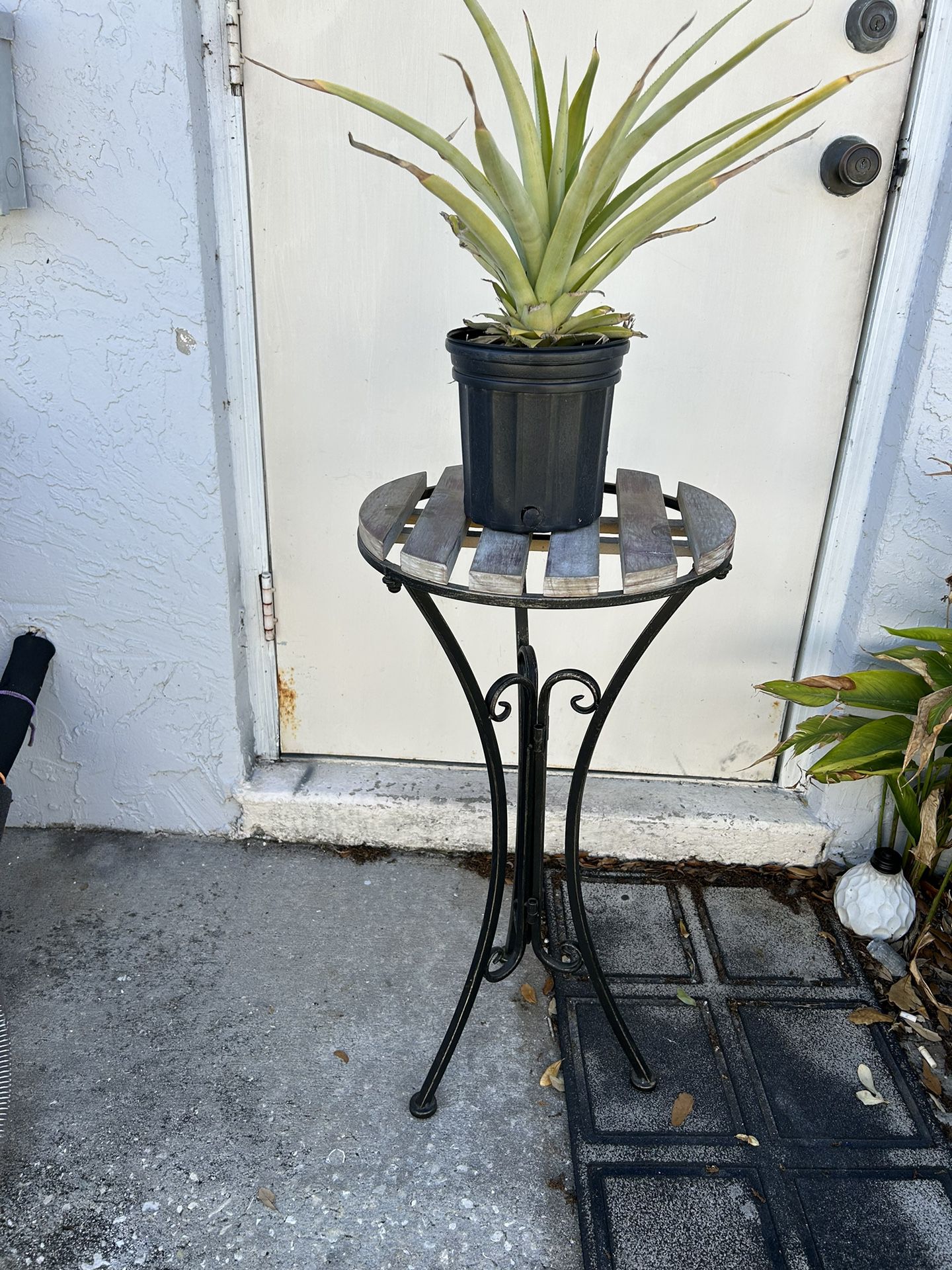 Plant Stand Metal and Wood