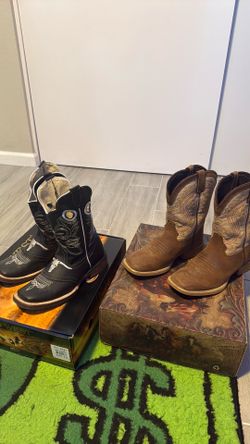 Kids boots