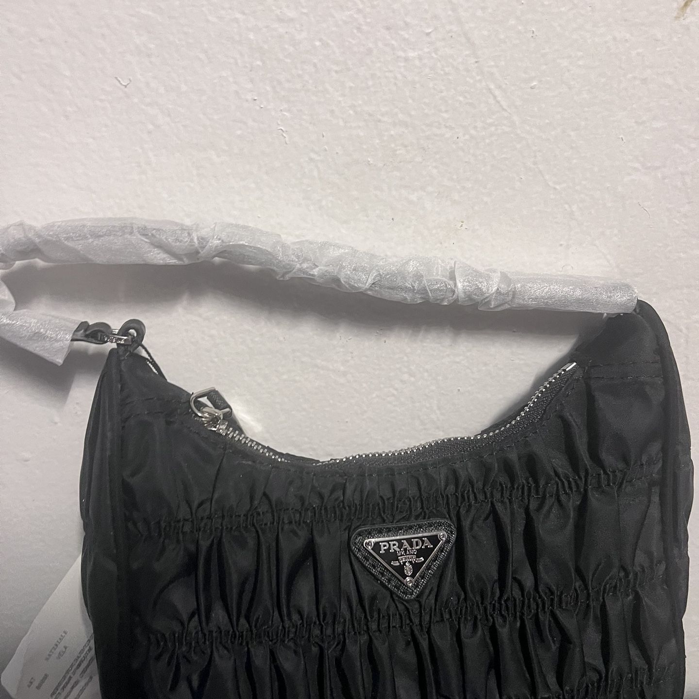PRADA VELA NERO. ORIGINAL for Sale in Union City CA OfferUp