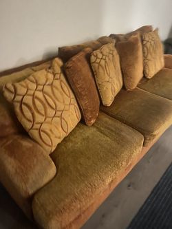 King Charles Sofa