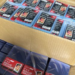 Ultra pro sleeves & Toploaders 3x4