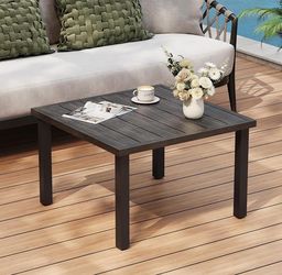 Modern Slatted Metal Coffee Table – Indoor & Outdoor Use