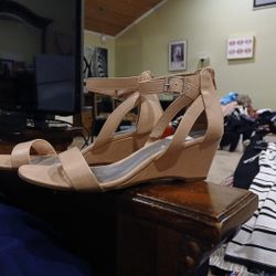 Dominique Nicole Beige Heels