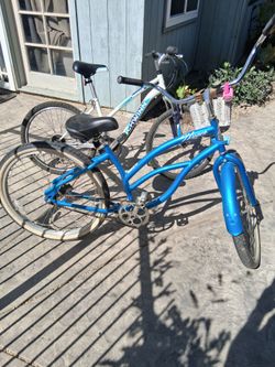 Blue Beach Cruiser Bicycle