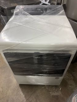 Whirpool gas dryer like new condition