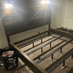 Bedframe 