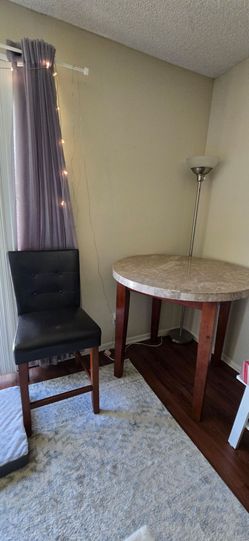 High Marble Table and 4 High Chairs
