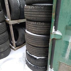 235 55 19 (4) all season used tires MICHELIN free installation and balance