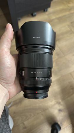 Viltrox AF 75mm f1.2 XF PRO Fuji Lens