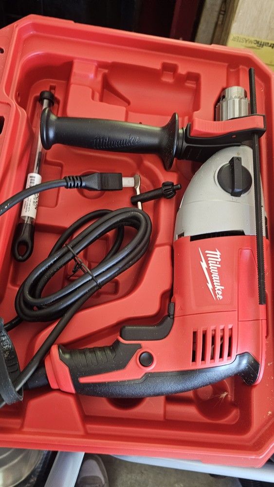 Milwaukee 1/2 Inch HAMMER DRILL BRAND NEW NEVER USED
