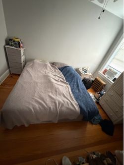 King Sized Temperpedic Mattress