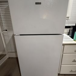 Hotpoint refrigerator