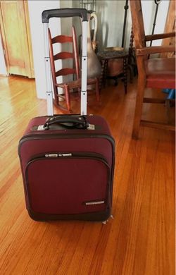 Samsonite Spinner like new