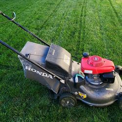Honda, john deere