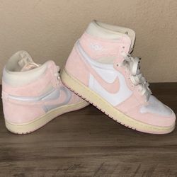 Air Jordan 1 Retro High OG ‘Washed Pink’ 
