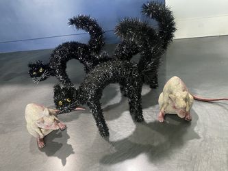 Halloween Decor