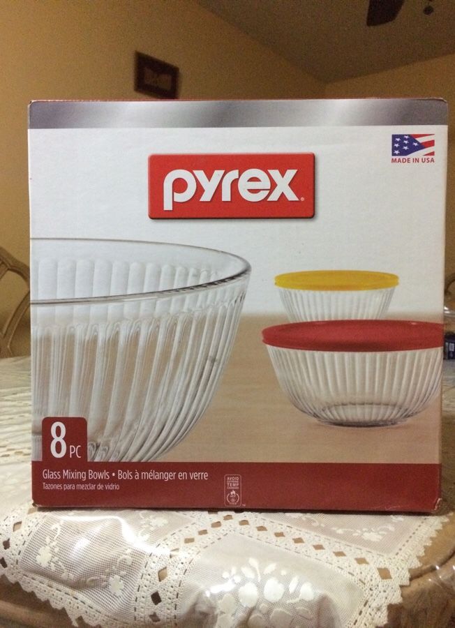 Pyrex 8-ct Glass Mixing Bowls