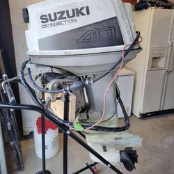 Suzuki 40HP Outboard Boat Motor 