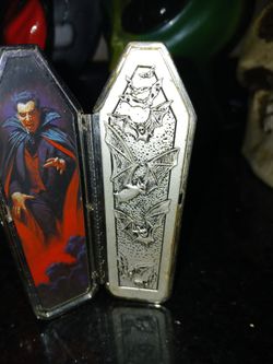 Collectible Dracula switch blade