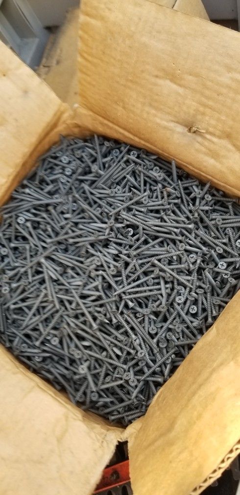 2" And 2 1/4" Screws Brand New